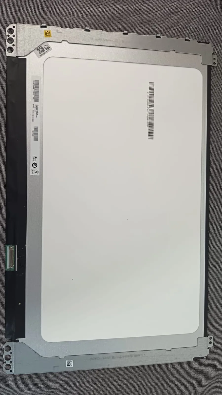 Pantalla 15,6" B156HTN06.1 - 30 pines con orejas
