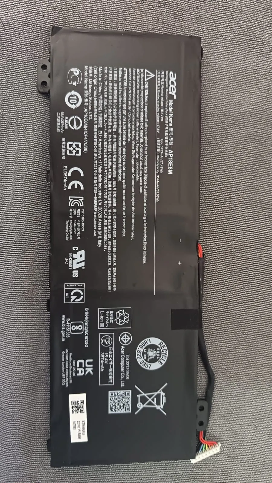 Batería Acer AP18E8M - 15.4V 3733mAh
