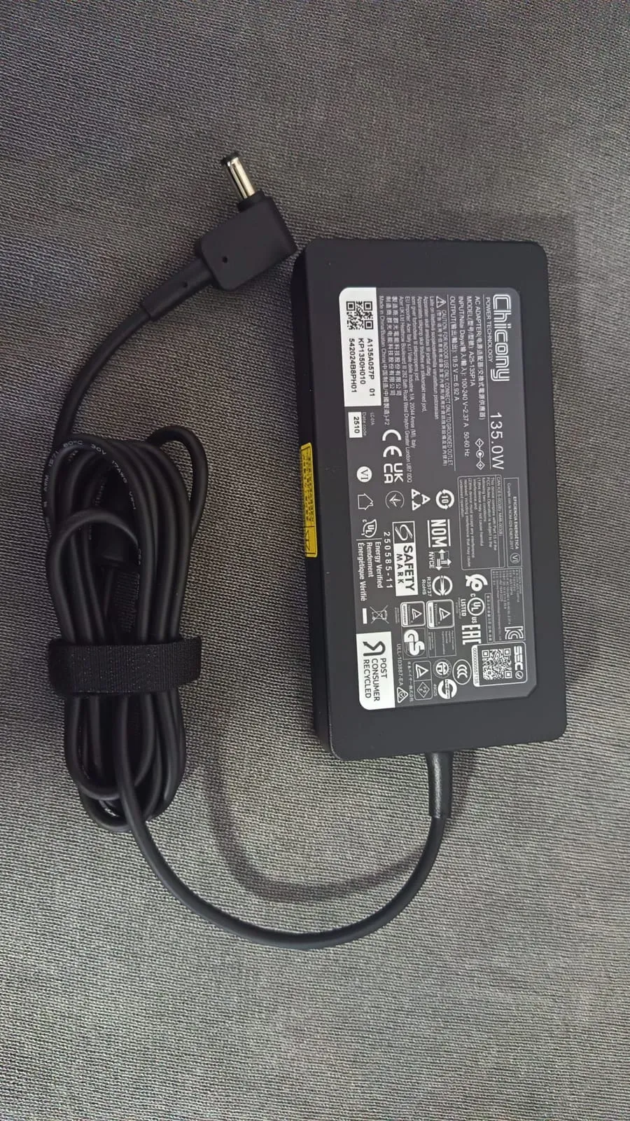 Cargador Acer 135W 19.5V 6.92A (punta 5.5 x 1.7 mm)